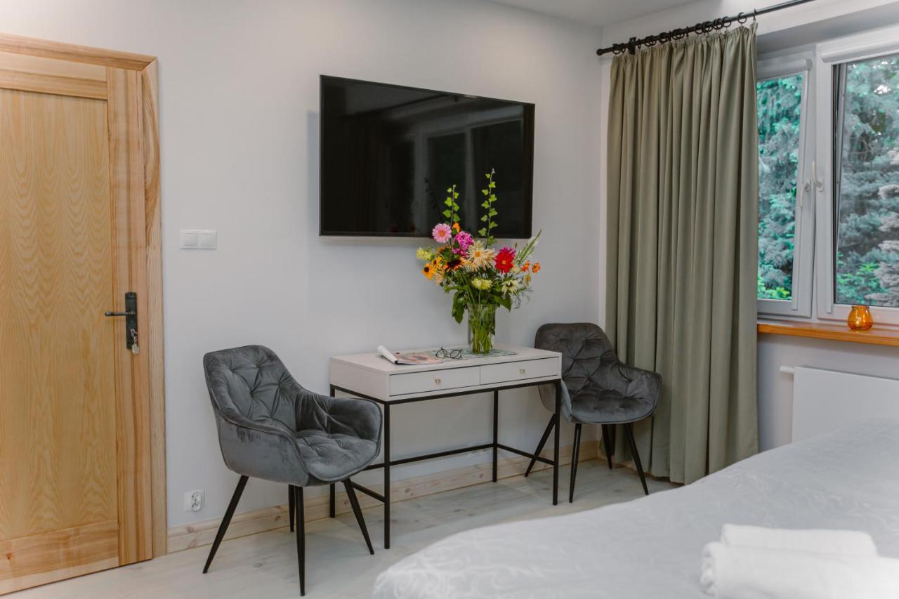 Hotel Dom W Starym Parku Biskupice  Zewnętrze zdjęcie